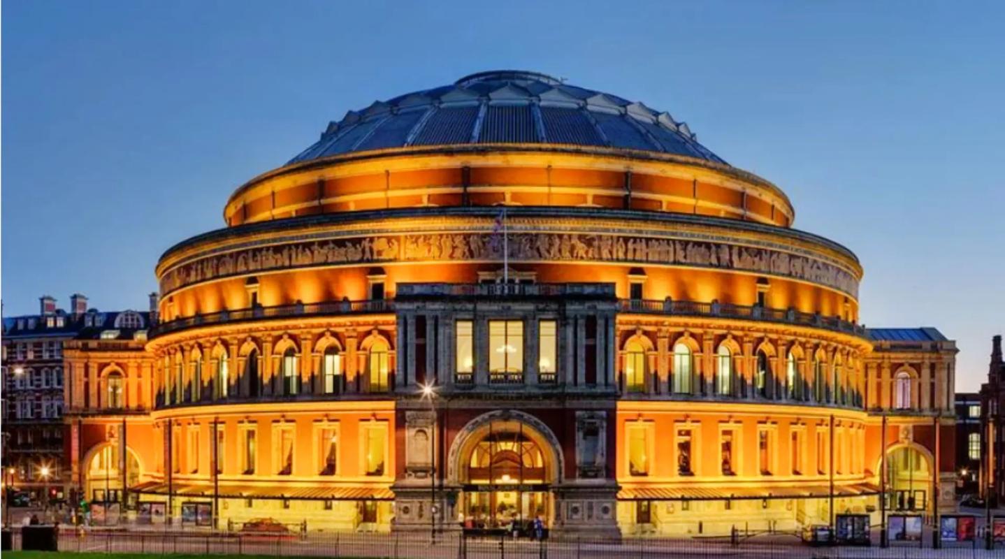 南安普顿大学毕业证书一模一样文凭样本